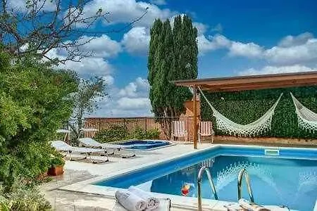 Gocce - De Flores Country Style With Pool *