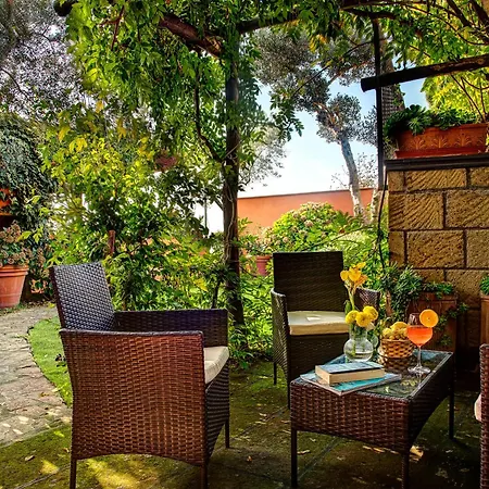 Gocce - De Flores Country Style With Pool *